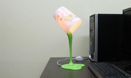 Купить дизайнерскую настольную лампу “Пролитая краска” за 805 рублей!